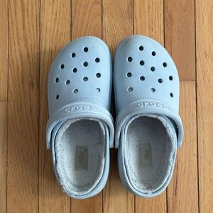 crocs
